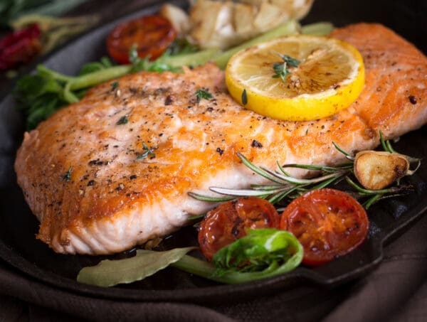 Salmón Atlántico Trozos de Filete Con Piel